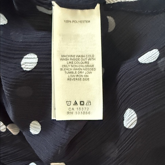 Flowy Sheer Polka Dot Women's Top. Three Quarter sleeves. Size M. - Picture 9 of 9